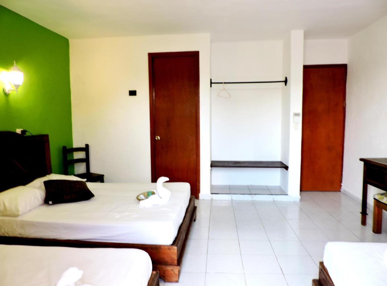 Hotel Valladolid 巴利亚多利德 外观 照片